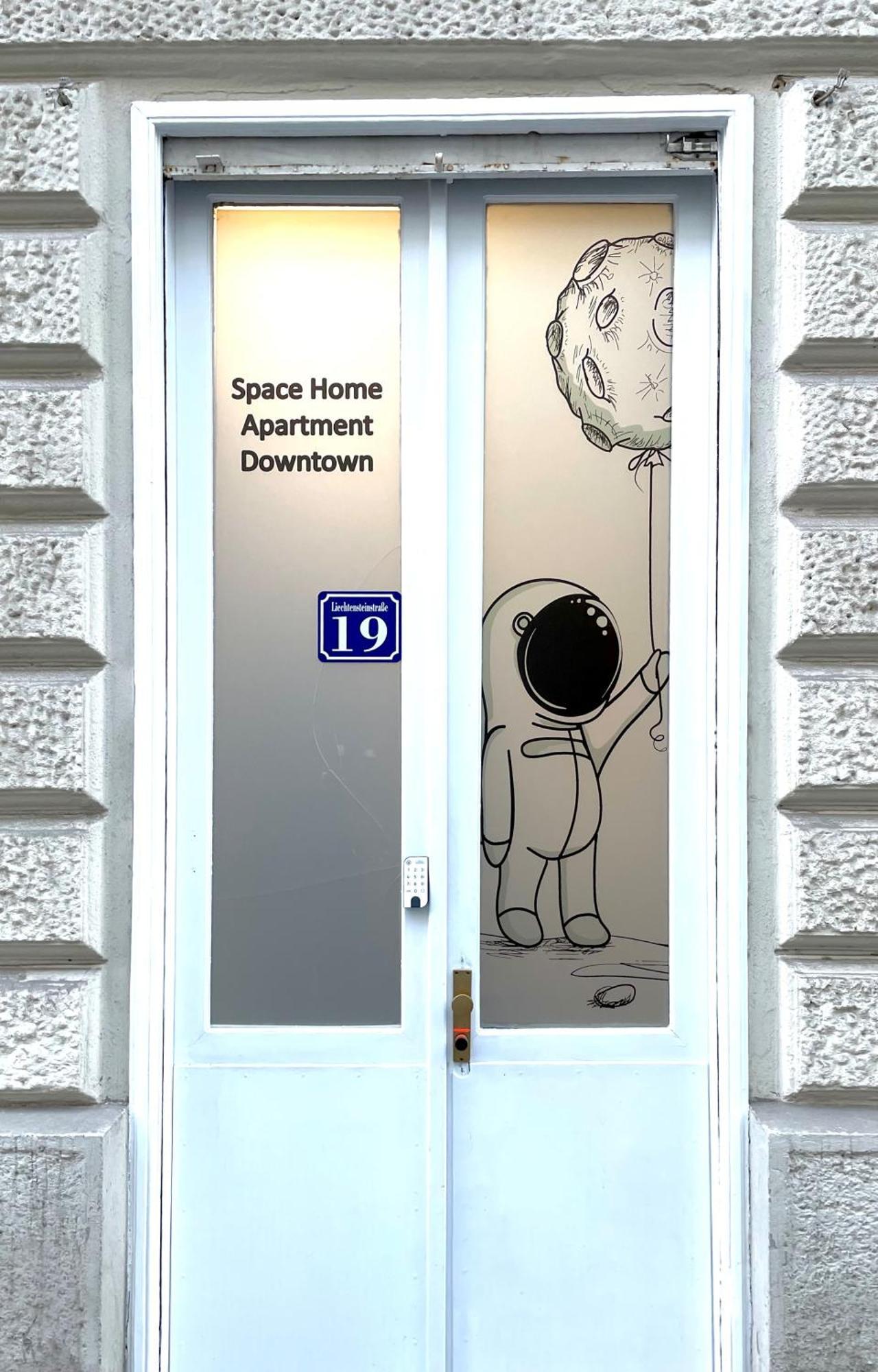 Space Home Apartment - Downtown Wenen Buitenkant foto